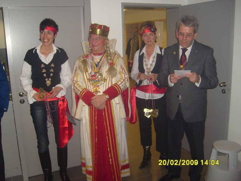 S7002690.JPG
