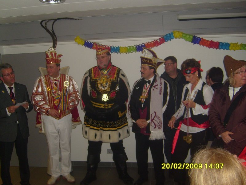 S7002695.JPG