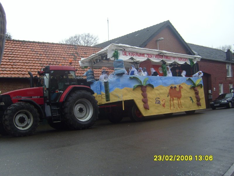 S7002916.JPG